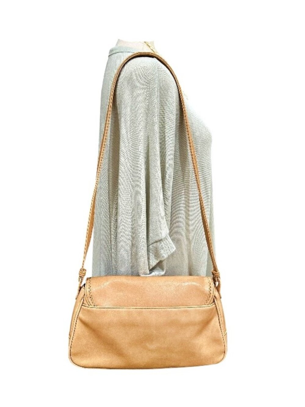 Vintage Liz Claiborne Tan Faux Leather Shoulder Bag Flap Baguette Y2K Minimalist - Picture 6 of 15